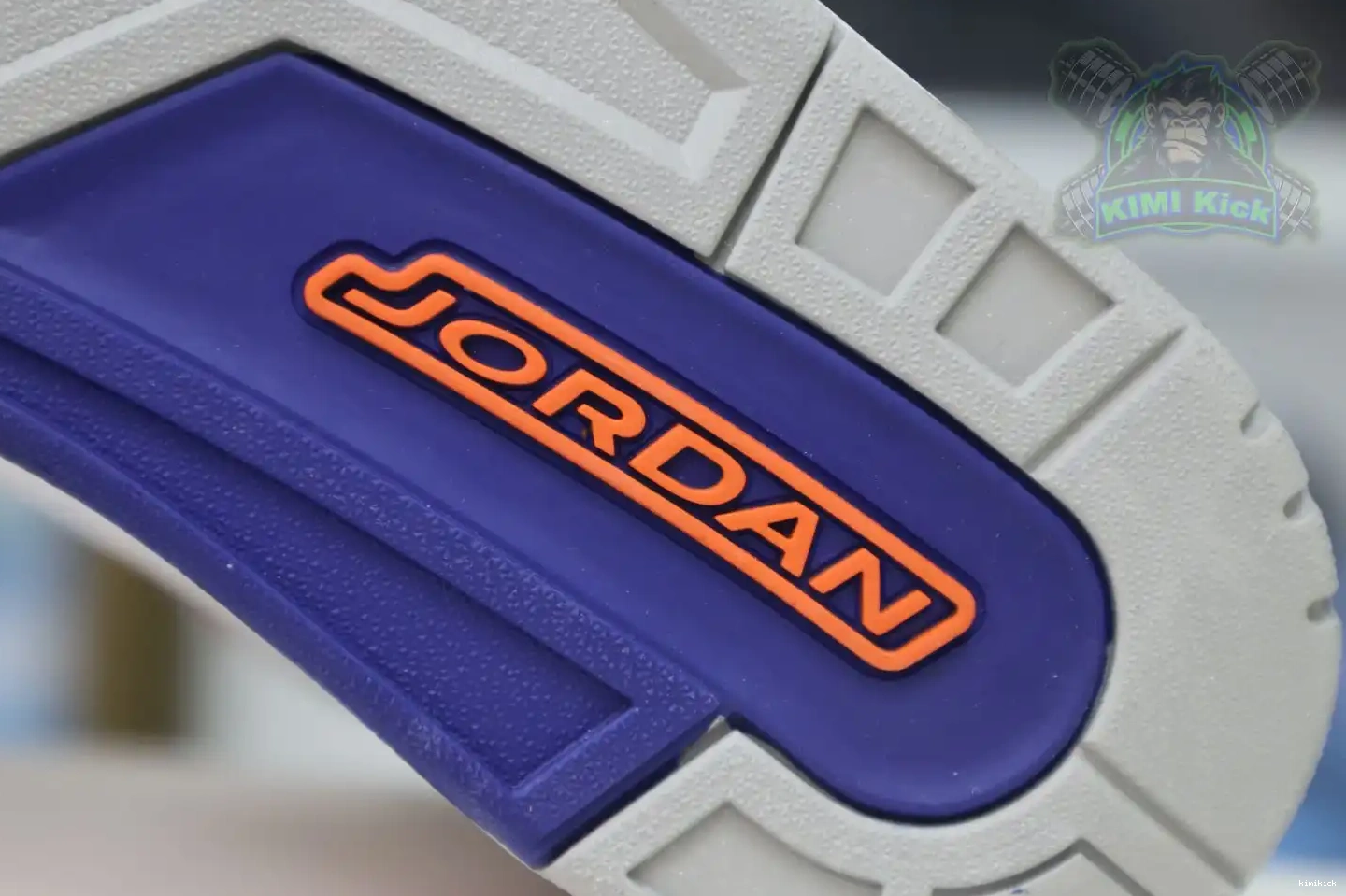 RETRO AIR JORDAN Kimikick 3 'KNICKS' 0423